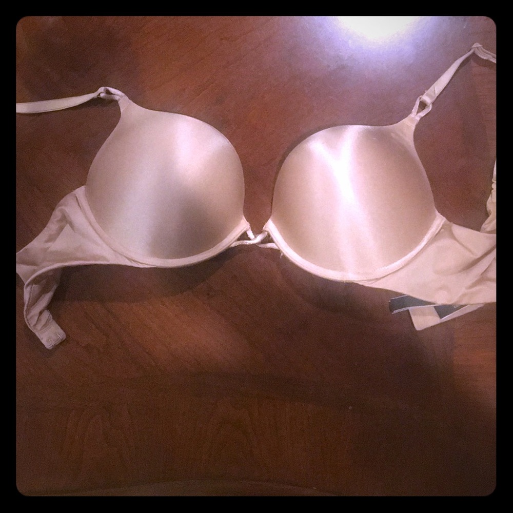 32D Push Up Bra Victoria Secret